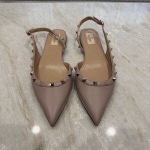 NWT Valentino Rockstud Slingback Flat, 41.5, nude